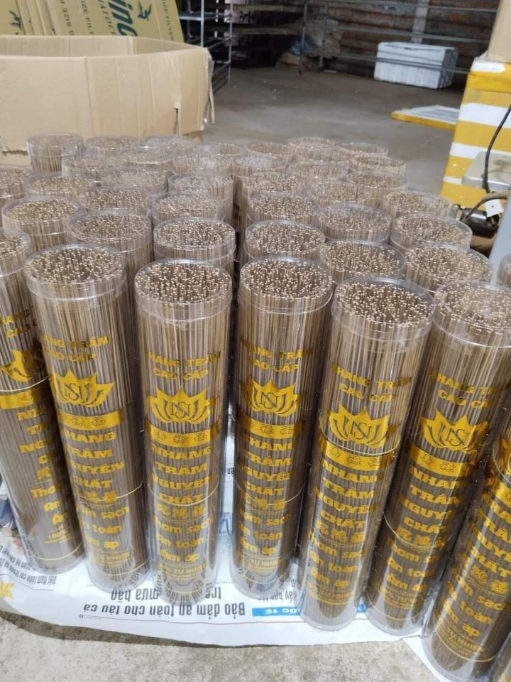NHANG TRẦM HƯƠNG 40cm-duoc-ban-tai-TĨNH AN HƯƠNG