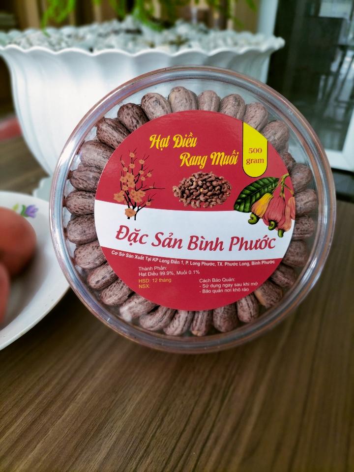 HẠT ĐIỀU XẾP HOA-duoc-ban-tai-TĨNH AN HƯƠNG