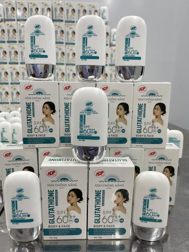 KEM CHỐNG NẮNG BODY & FACE GLUTATHIONE-duoc-ban-tai-NGUYỄN TƯ PHARMACIST