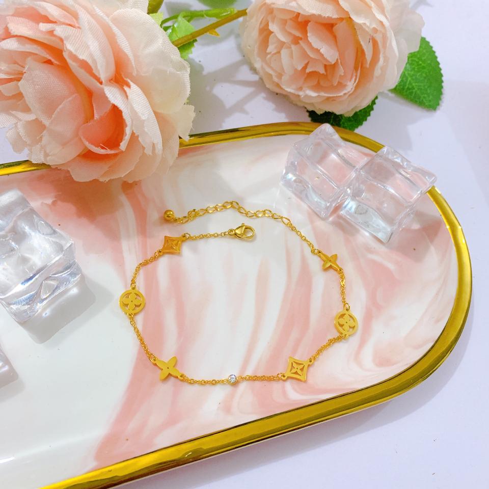 Lắc chân LV 1 chấm đá-duoc-ban-tai-Sunny Jewelry