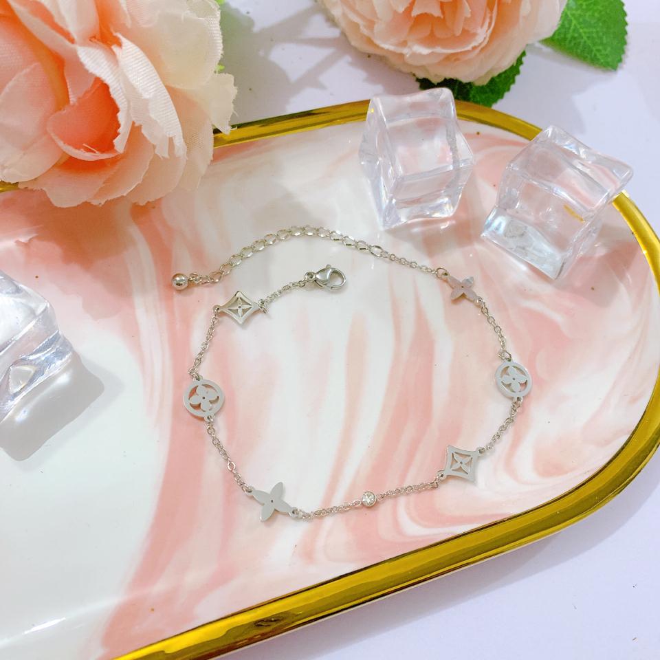 Lắc chân LV 1 chấm đá-duoc-ban-tai-Sunny Jewelry