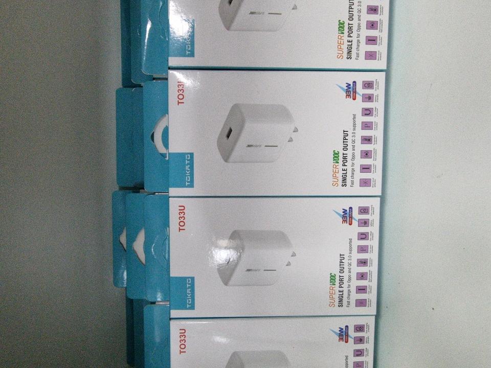 Củ sạc nhanh TO33U-duoc-ban-tai-Quang Anh Mobile - AppleStore