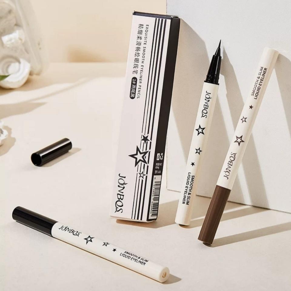 Bút kẻ mắt JONBOS ngòi 0,01
-duoc-ban-tai-HÓA ĐƠN BÁN HÀNG