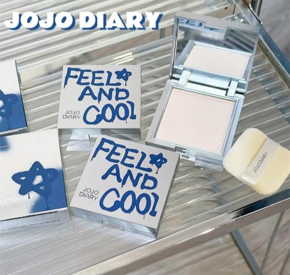 Phấn phủ nén JOCO DIARY vỏ bạc -duoc-ban-tai-HÓA ĐƠN BÁN HÀNG