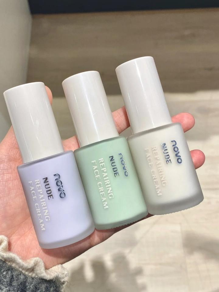 Kem lót trang điểm NOVO
-duoc-ban-tai-HÓA ĐƠN BÁN HÀNG