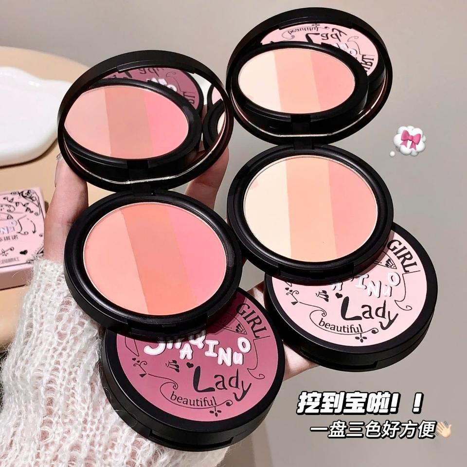 Má hồng 3 tone SHAQINUO 
-duoc-ban-tai-HÓA ĐƠN BÁN HÀNG