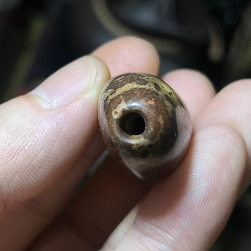 Dzi Dáng Trứng Cổ (41*21*16mm)-duoc-ban-tai-CHANGTU