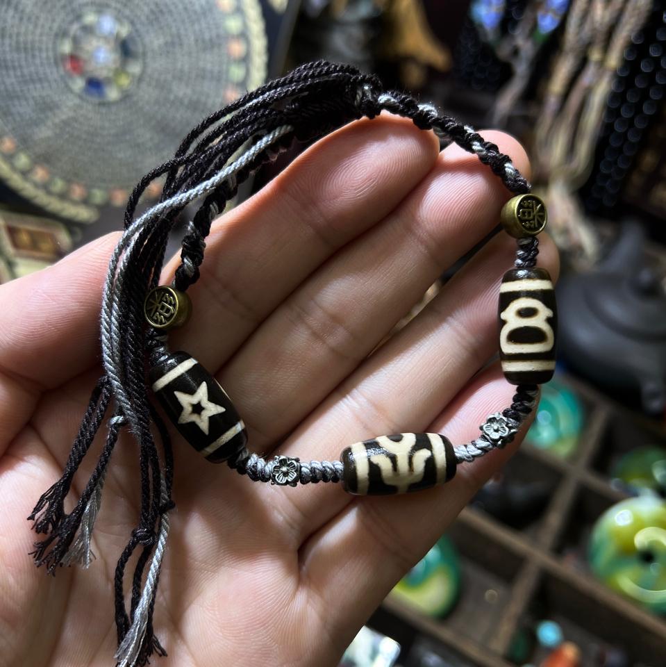 Vòng Tam Bảo Hộ Mệnh-duoc-ban-tai-CHANGTU