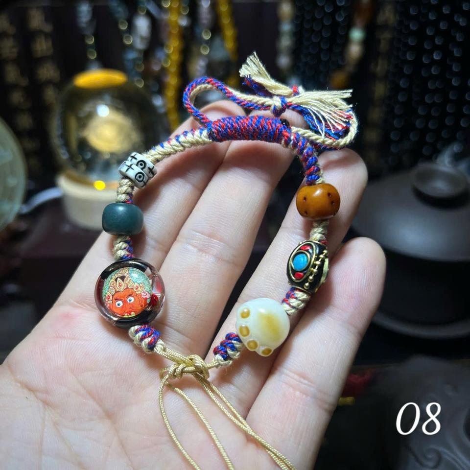 Vòng tay ThangKa 08-duoc-ban-tai-CHANGTU