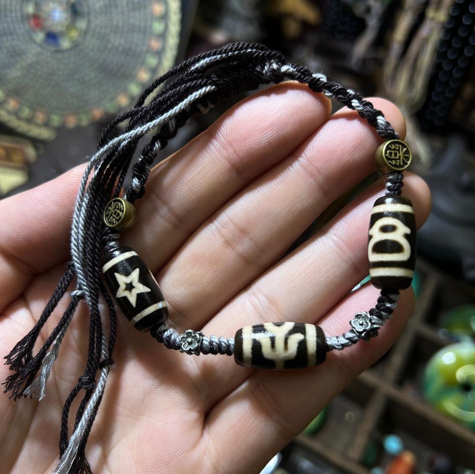 Vòng Tam Bảo Hộ Mệnh-duoc-ban-tai-CHANGTU