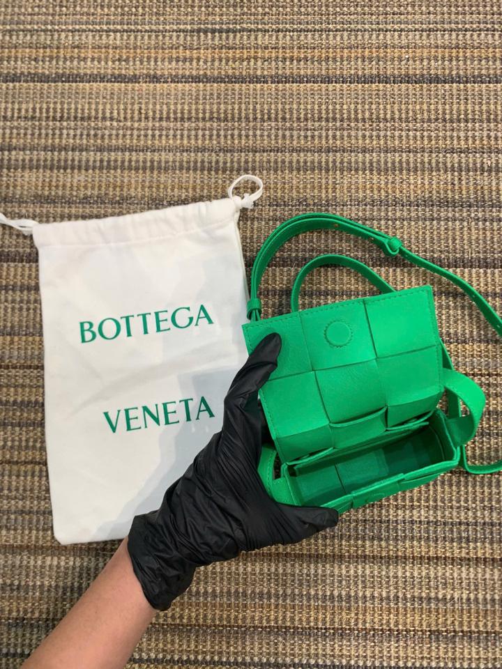 Bottega candy cassette-duoc-ban-tai-8686