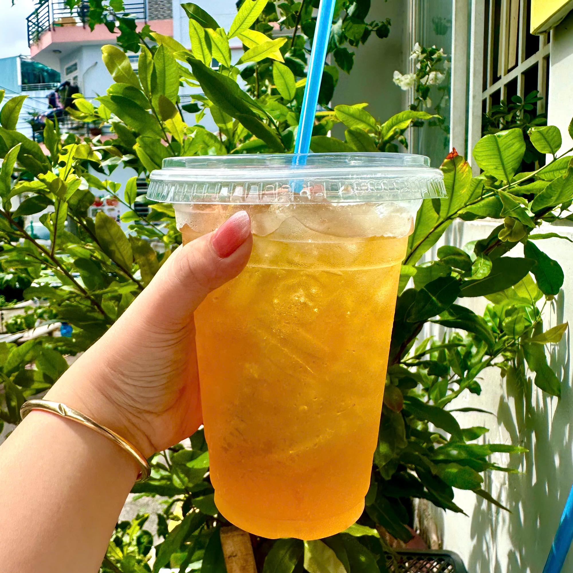 TRÀ TẮC ĐẬM TRÀ (có mứt tắc)-duoc-ban-tai-Hồng Nhi Gỏi Cuốn & Bò Bía - Bình Tân
