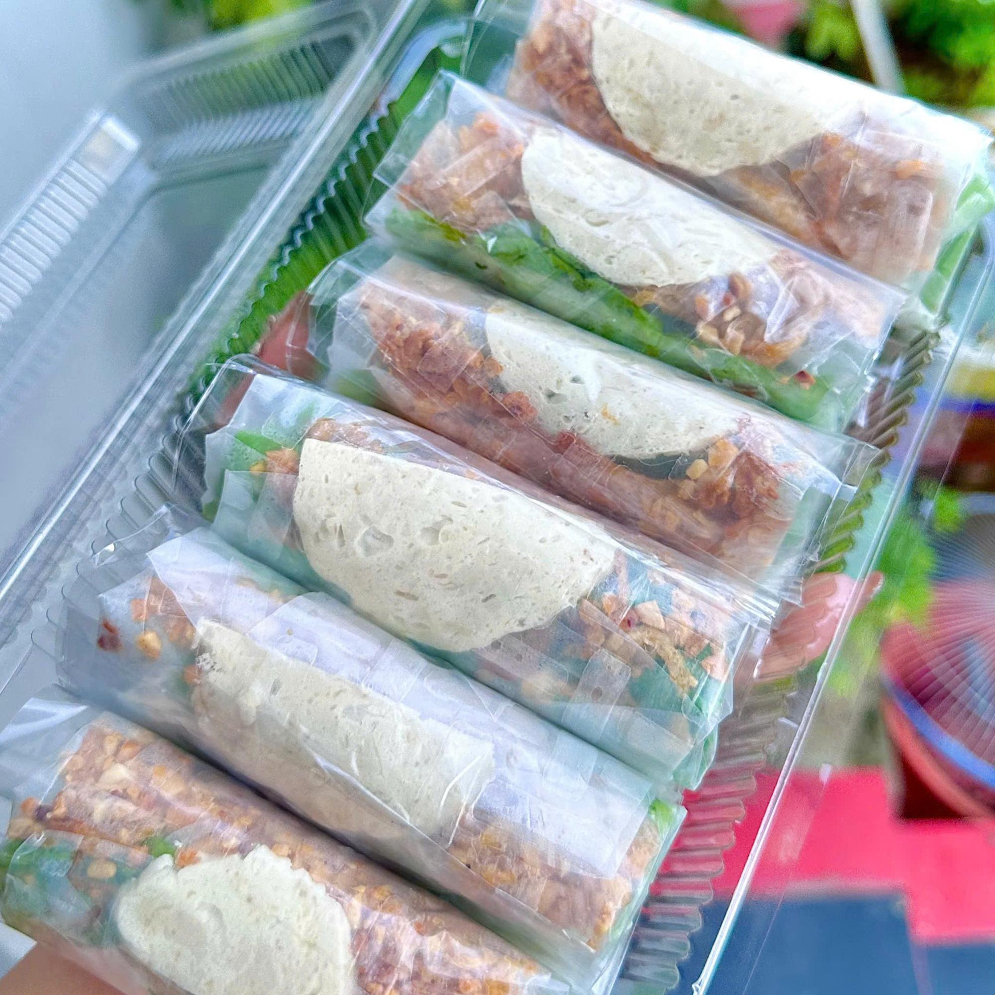 1 BÒ BÍA CHAY-duoc-ban-tai-Hồng Nhi Gỏi Cuốn & Bò Bía - Bình Tân