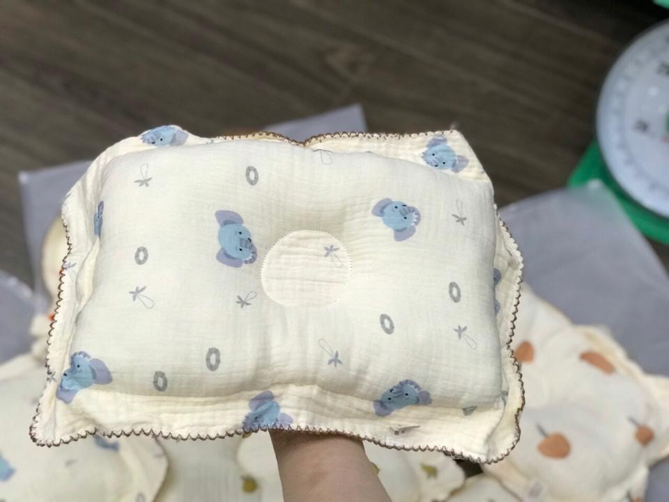 Gối định hình chất vải xô Hàn -duoc-ban-tai-Shop Mẹ và Bé Thuỳ Dương