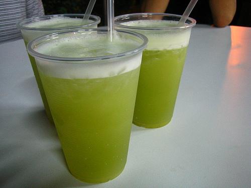 Nước mía -duoc-ban-tai-Khoa