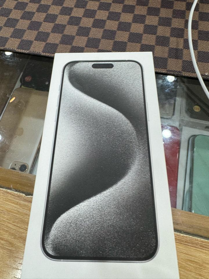 15 promax 256gb Tn-duoc-ban-tai-Hùng Thùy apple