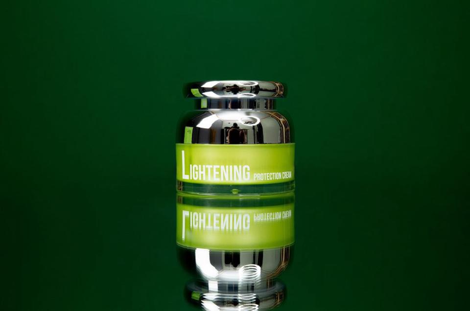 Kem Lightening-duoc-ban-tai-OLIVE