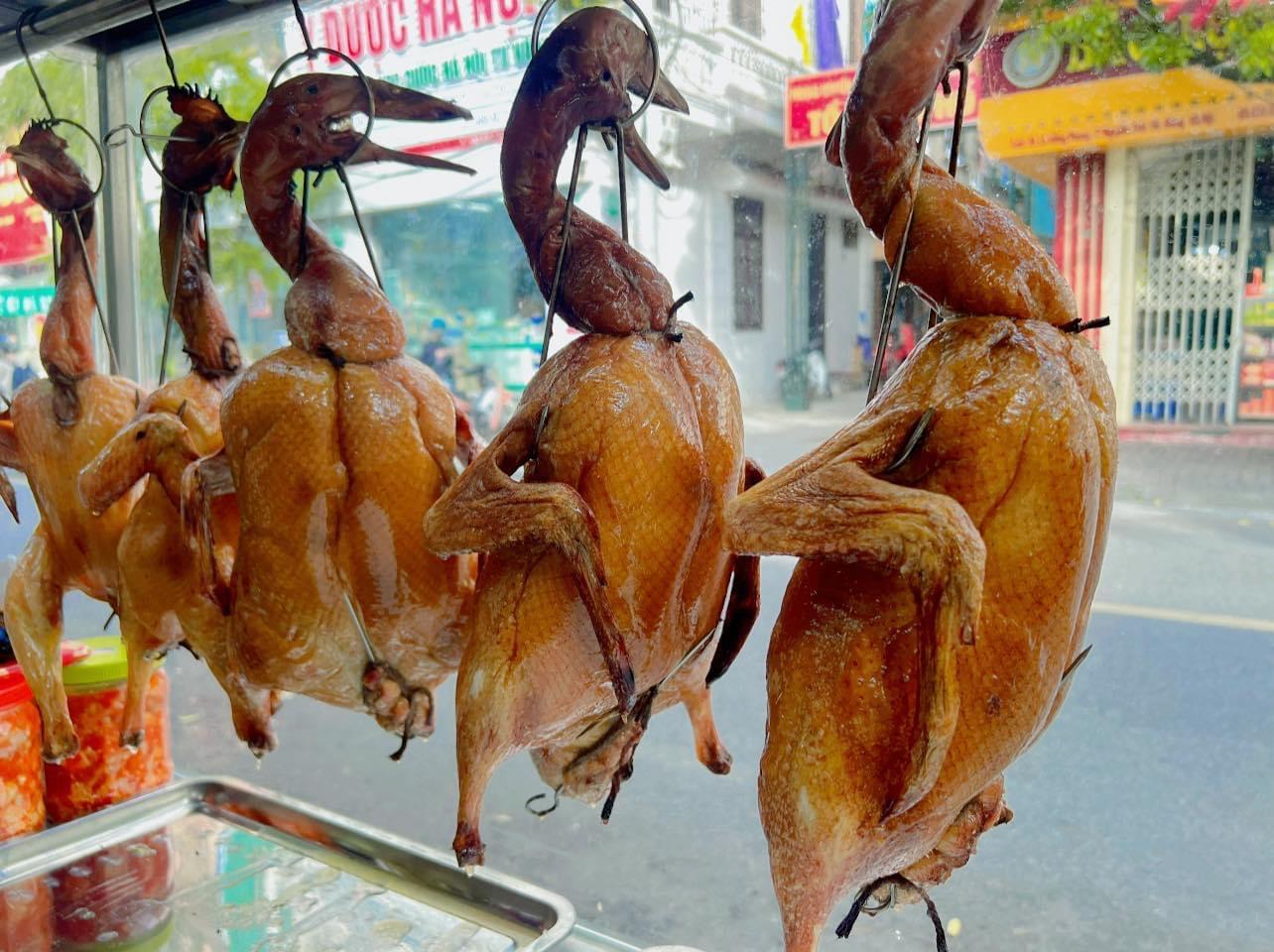 Vịt Quay Lạng Sơn-duoc-ban-tai-Ba Cô Lạng Sơn