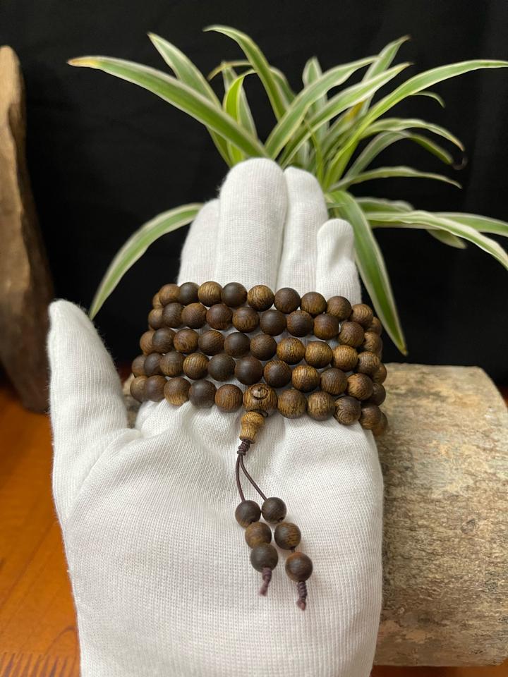 Vòng 108 hạt 8mm -duoc-ban-tai-TRẦM HƯƠNG DADA