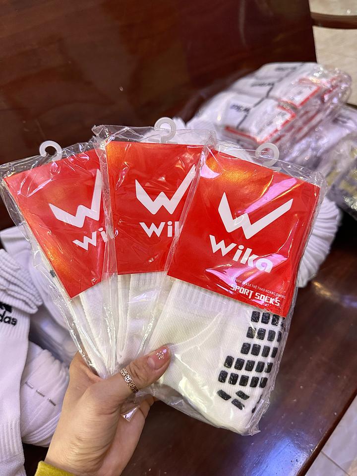 Tất chống trượt-duoc-ban-tai-Sân Bóng 82 Plus