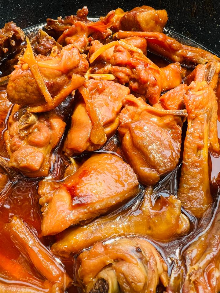 Vịt kho gừng nửa con-duoc-ban-tai-Há Cảo Xuất Khẩu
