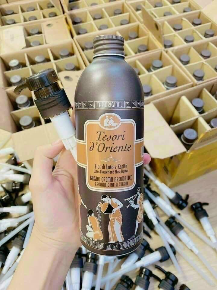 Sữa tắm Tesori-duoc-ban-tai-Nhà mít