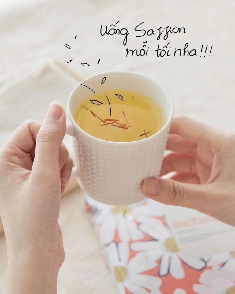 Saffron Mr Brown Đức-duoc-ban-tai-Nhà mít