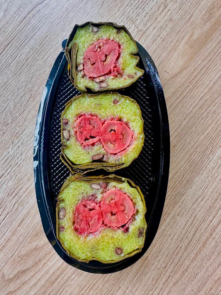 Bánh tét chuối đậu -duoc-ban-tai-Lò Bánh MINH THƯ