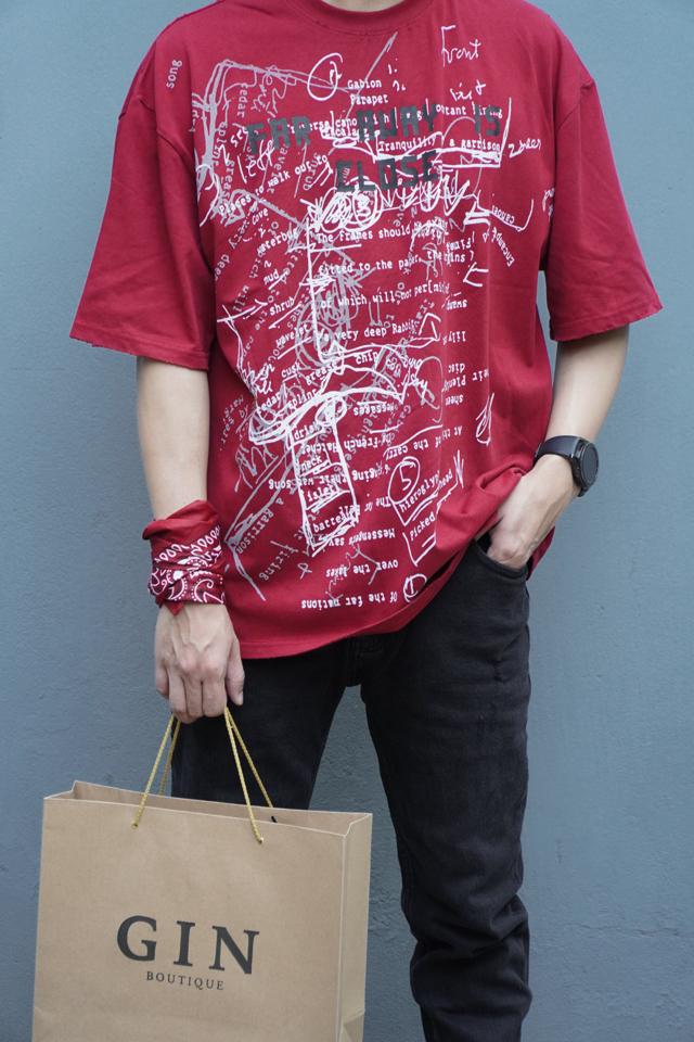 Áo thun unisex CLOSE DNST 207 - Đỏ-duoc-ban-tai-𝗚𝗜𝗡 𝗕𝗢𝗨𝗧𝗜𝗤𝗨𝗘