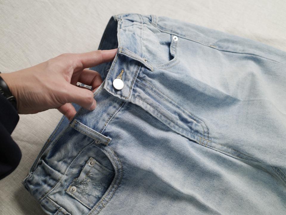 Quần jeans suông UNFET DNST 5235-duoc-ban-tai-𝗚𝗜𝗡 𝗕𝗢𝗨𝗧𝗜𝗤𝗨𝗘