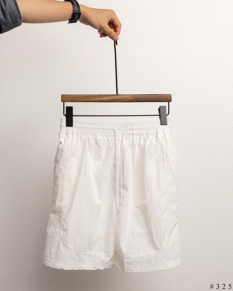 Quần short dù lót lưới DNST 325-duoc-ban-tai-𝗚𝗜𝗡 𝗕𝗢𝗨𝗧𝗜𝗤𝗨𝗘