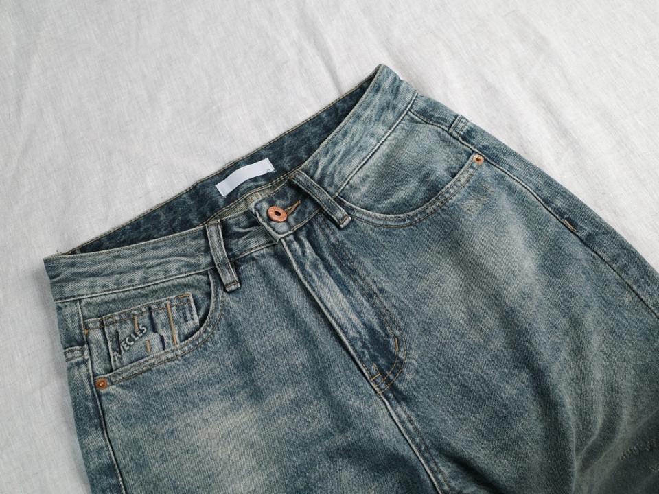 Quần jean baggy xanh xước SURF DNST 9363-duoc-ban-tai-𝗚𝗜𝗡 𝗕𝗢𝗨𝗧𝗜𝗤𝗨𝗘