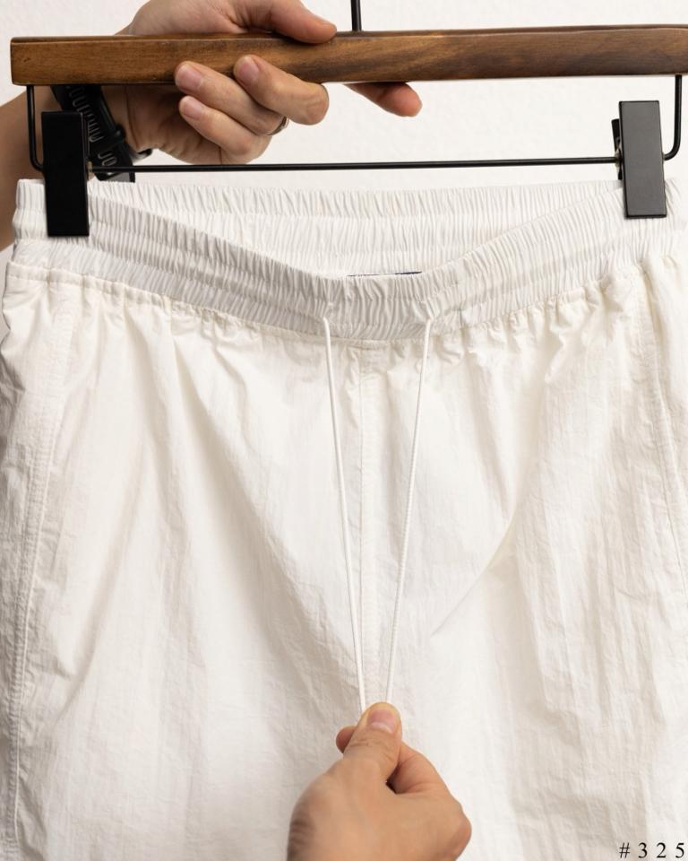 Quần short dù lót lưới DNST 325-duoc-ban-tai-𝗚𝗜𝗡 𝗕𝗢𝗨𝗧𝗜𝗤𝗨𝗘