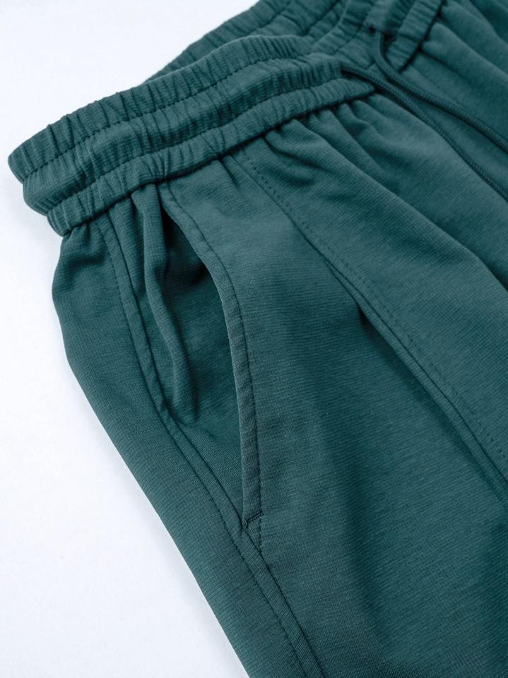 Quần short nỉ gân hộp DNST 6862-duoc-ban-tai-𝗚𝗜𝗡 𝗕𝗢𝗨𝗧𝗜𝗤𝗨𝗘