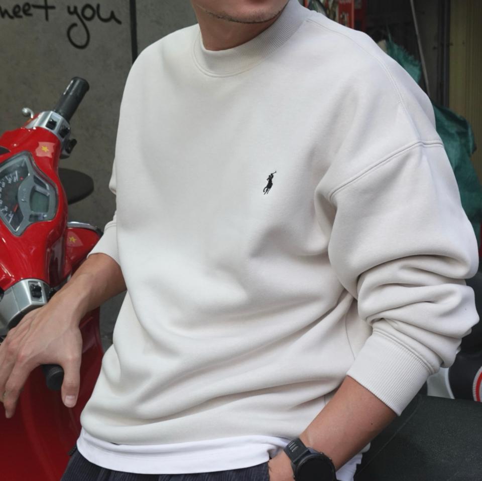 Áo nỉ lót lông thêu ngựa DNST 86048-duoc-ban-tai-𝗚𝗜𝗡 𝗕𝗢𝗨𝗧𝗜𝗤𝗨𝗘