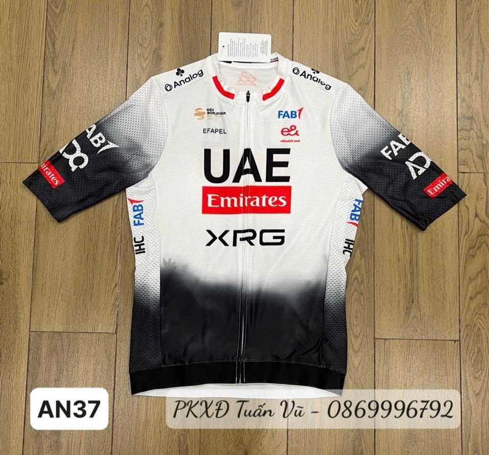 Áo đạp xe 37-duoc-ban-tai-Phụ Kiện Xe Đạp Tuấn Vũ