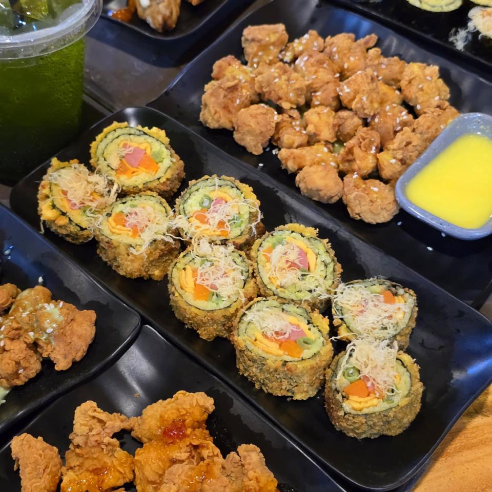 Kim bắp chiên-duoc-ban-tai-Mỳ Cay ToKi