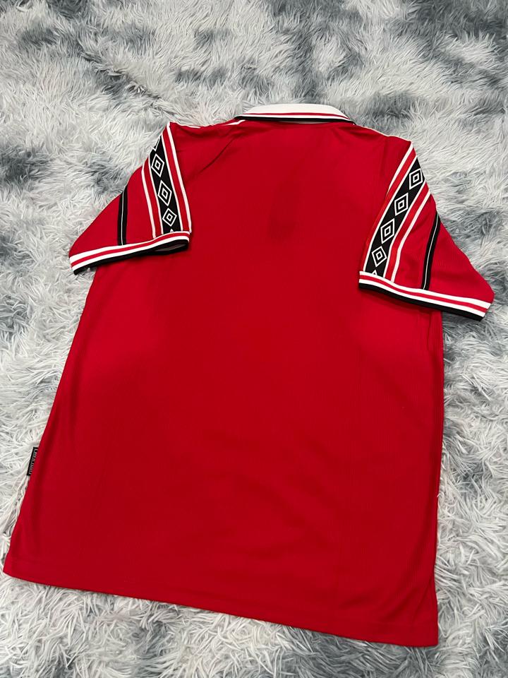 [Retro Player] Áo bóng đá Manchester United 1998-duoc-ban-tai-KYD - Outfit của bạn, gu của KYD