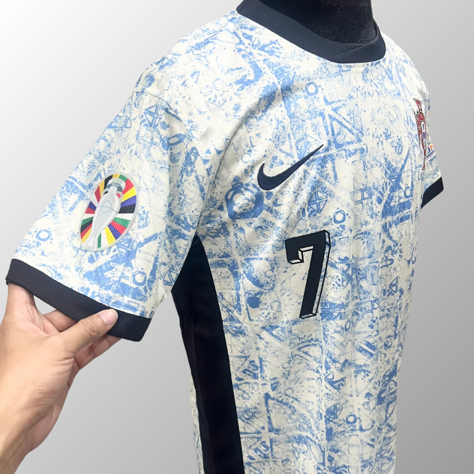 [Fan] Bộ tuyển Bồ Xịn 2024 Euro Ronaldo-duoc-ban-tai-KYD - Outfit của bạn, gu của KYD
