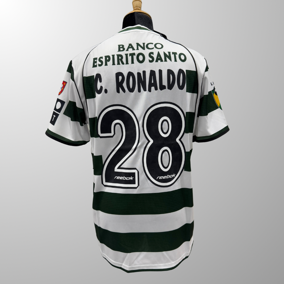 Áo Sporting Lisbon Retro CR7-duoc-ban-tai-KYD - Outfit của bạn, gu của KYD