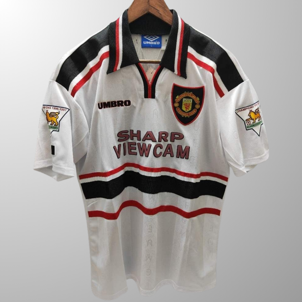 [Retro] Áo MU 98-99 sân khách Beckham-duoc-ban-tai-KYD - Outfit của bạn, gu của KYD