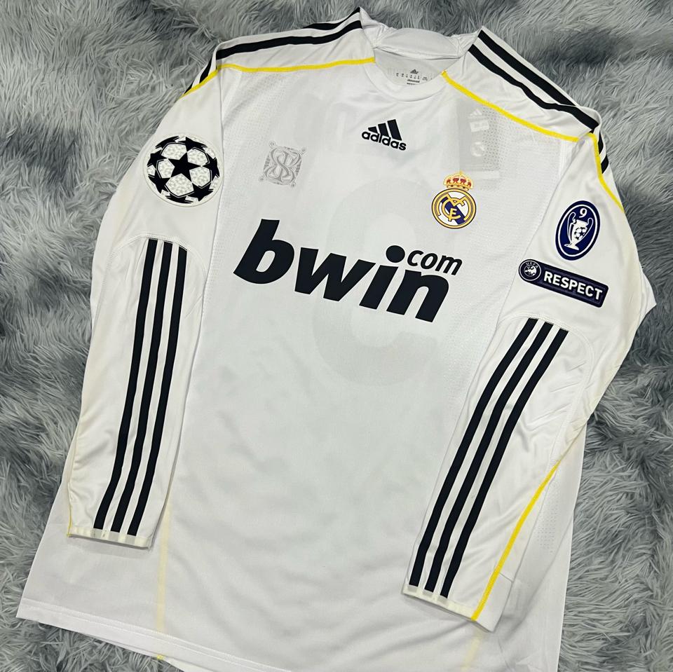 [Retro Player] Áo Real Madrid tay dài 2009 7 Ronaldo-duoc-ban-tai-KYD - Outfit của bạn, gu của KYD