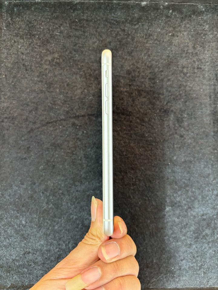11 64G Trắng-duoc-ban-tai-Táo chất store