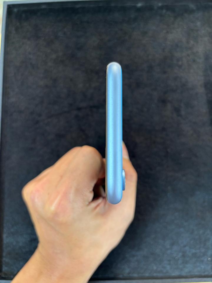 Xr 128G Xanh-duoc-ban-tai-Táo chất store
