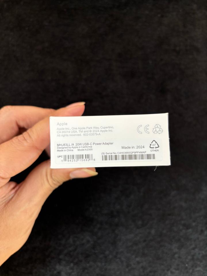 Củ sạc nhanh 20W new-duoc-ban-tai-Táo chất store