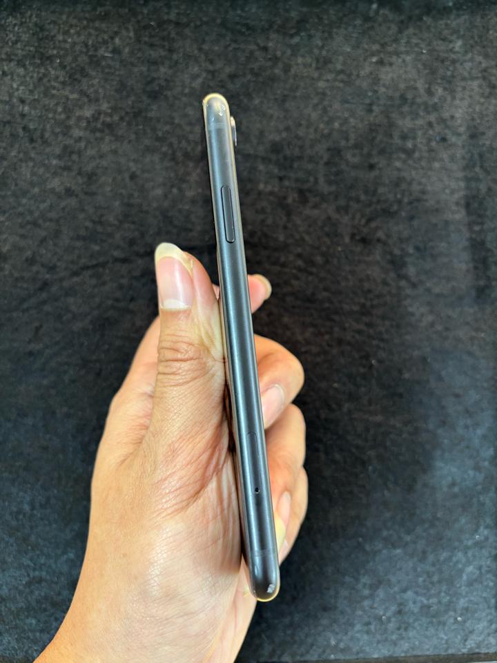 Xr 128G Đen-duoc-ban-tai-Táo chất store