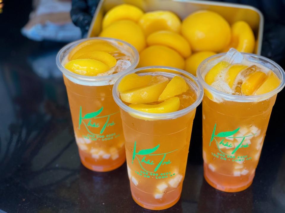 Trà đào premium-duoc-ban-tai-KHẢI TRÀ Coffee and Tea