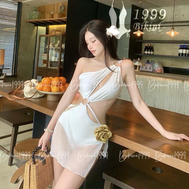 Liền xẻ eo hoa trắng-duoc-ban-tai-𝐁𝐈𝐊𝐈𝐍𝐈 𝟏𝟗𝟗𝟗