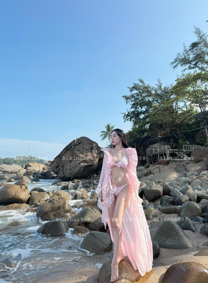 Choàng bèo-duoc-ban-tai-𝐁𝐈𝐊𝐈𝐍𝐈 𝟏𝟗𝟗𝟗