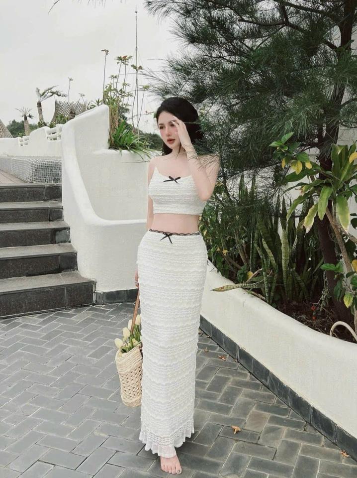2 mảnh váy nơ đi biển-duoc-ban-tai-𝐁𝐈𝐊𝐈𝐍𝐈 𝟏𝟗𝟗𝟗